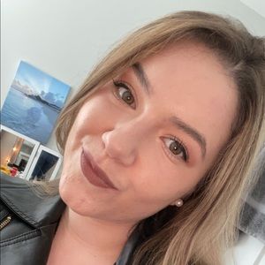 Meet your Posher, Marissa